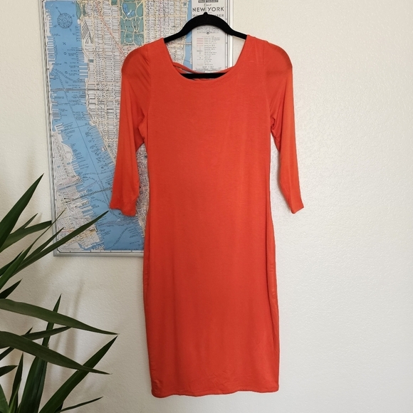 3 for $30! SALE Venus Ted Lace Up Back 3/4 Sleeve Knee-Length Bodycon Dress - Picture 2 of 11